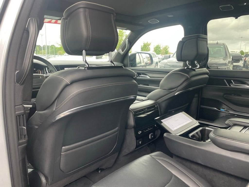 2024 Jeep Grand Wagoneer L Series II