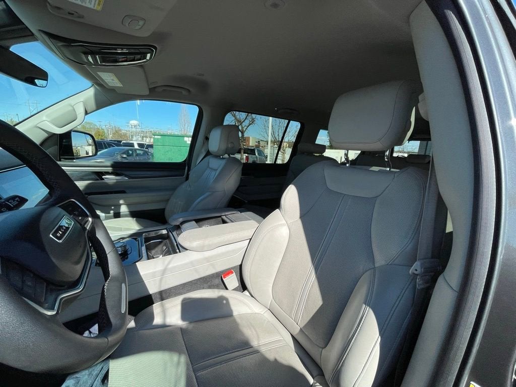 2024 Jeep Wagoneer Series II