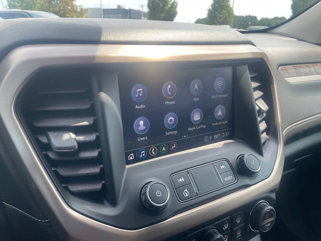 2022 GMC Acadia Denali
