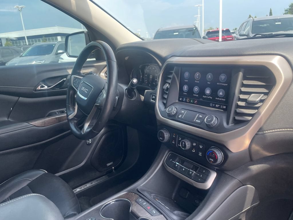 2022 GMC Acadia Denali