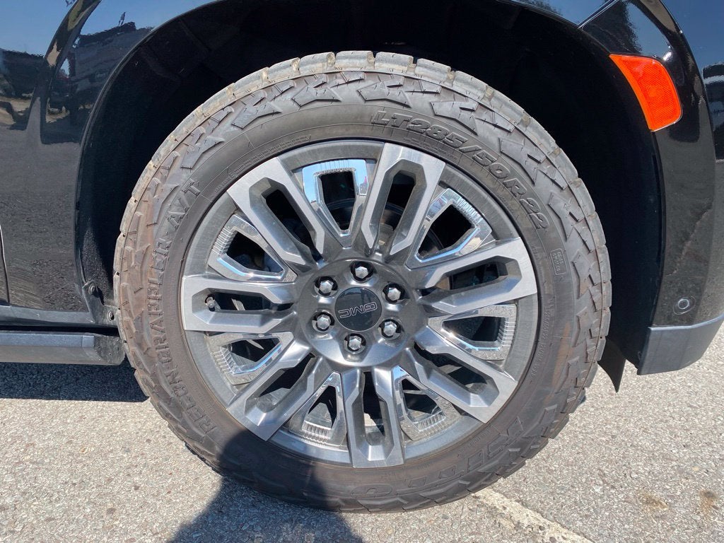 2024 GMC Yukon Denali Ultimate
