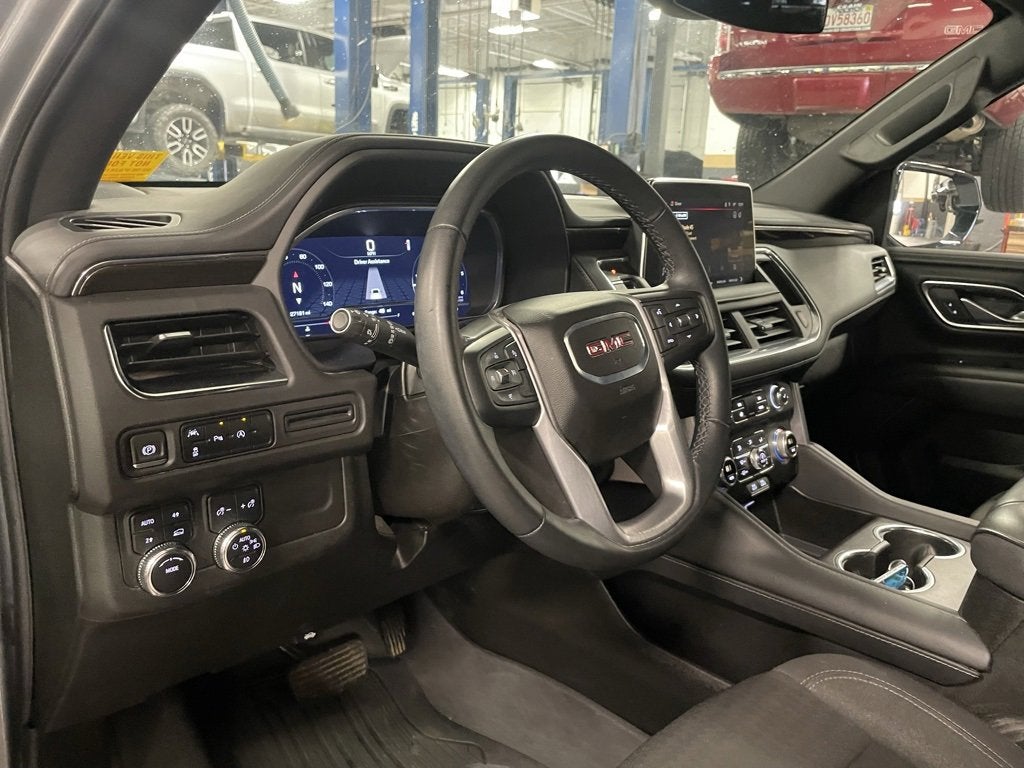 2024 GMC Yukon XL SLE