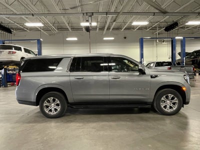 2024 GMC Yukon XL SLE