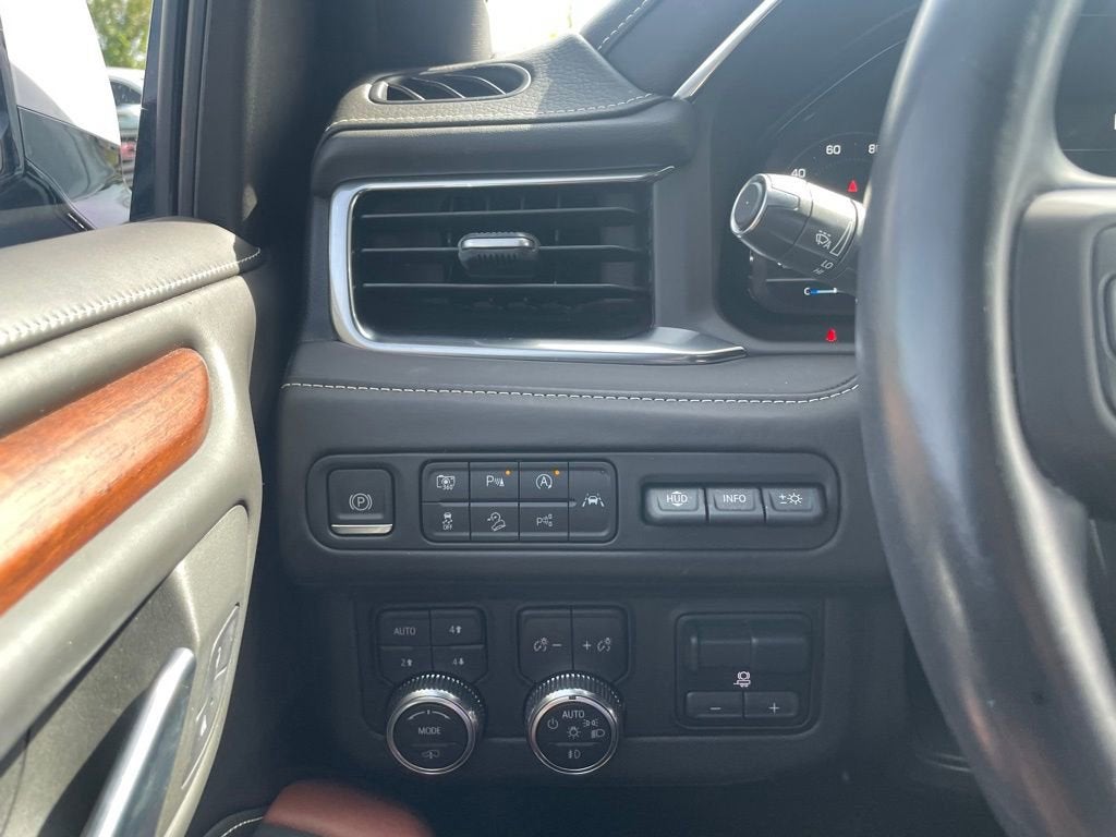 2023 GMC Yukon XL Denali Ultimate