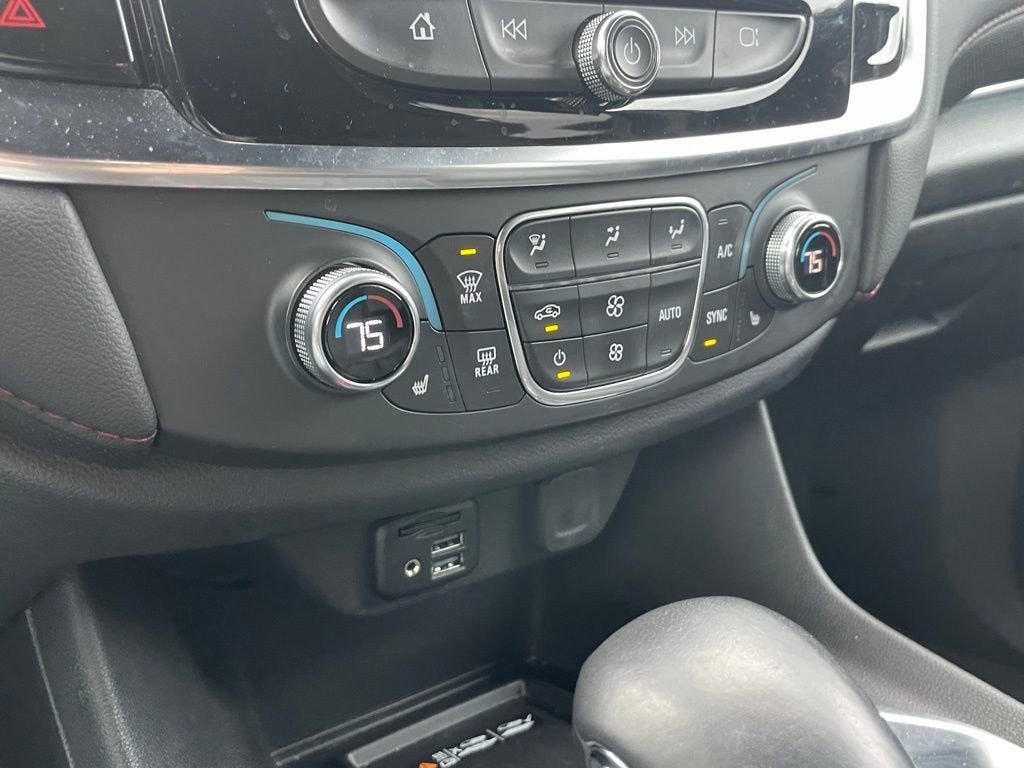 2022 Chevrolet Traverse RS