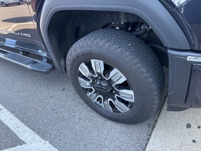 2025 GMC Sierra 2500 HD Denali