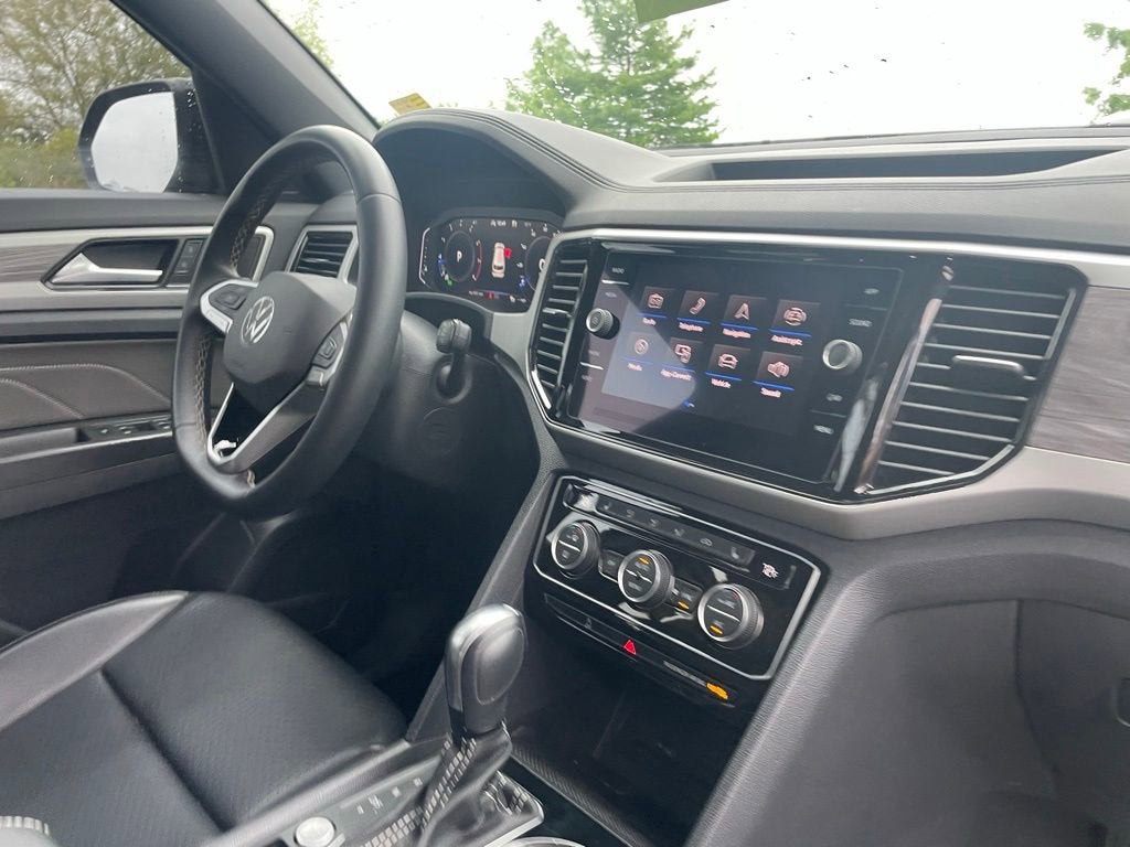 2022 Volkswagen Atlas Cross Sport 3.6L V6 SE w/Technology