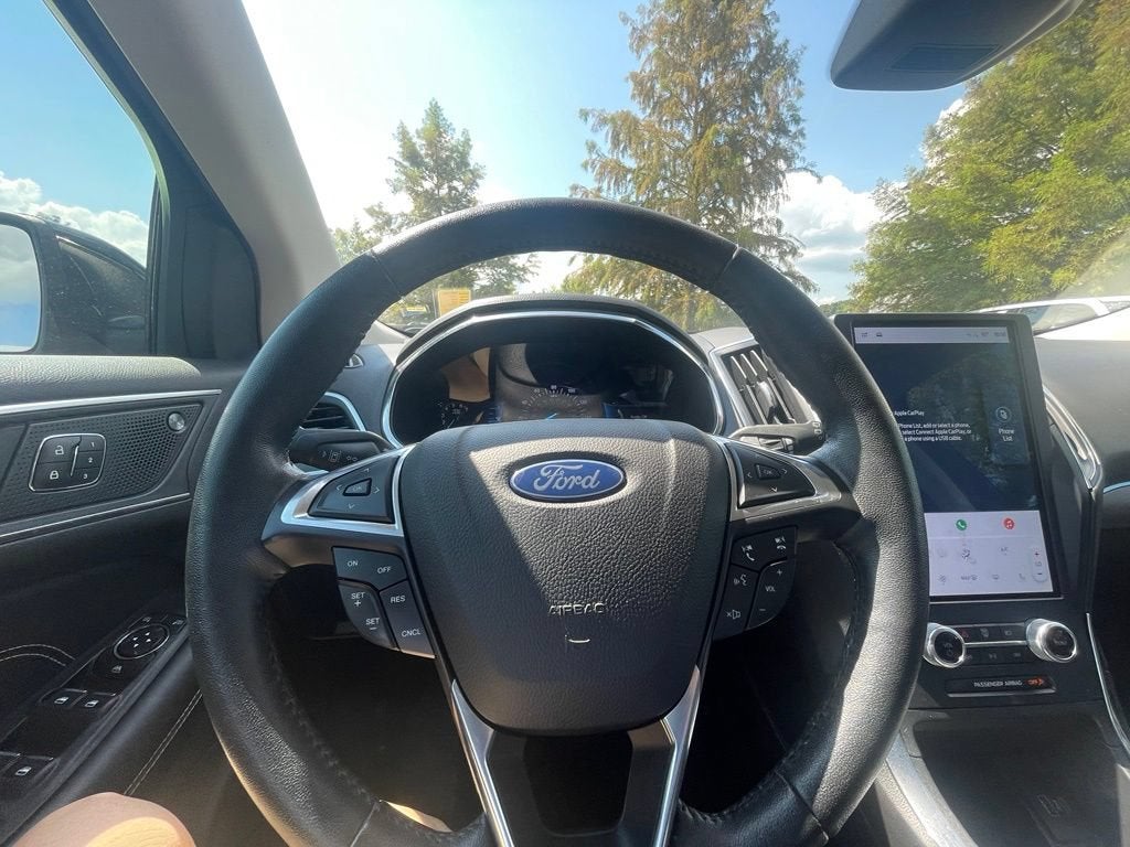 2021 Ford Edge Titanium