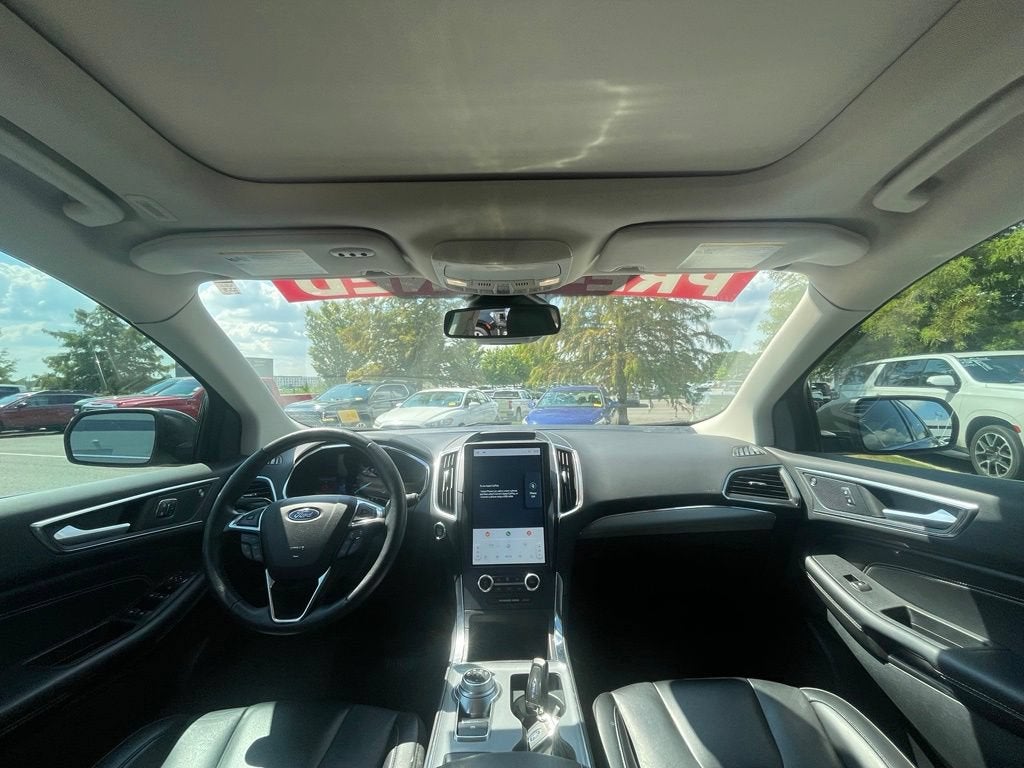 2021 Ford Edge Titanium