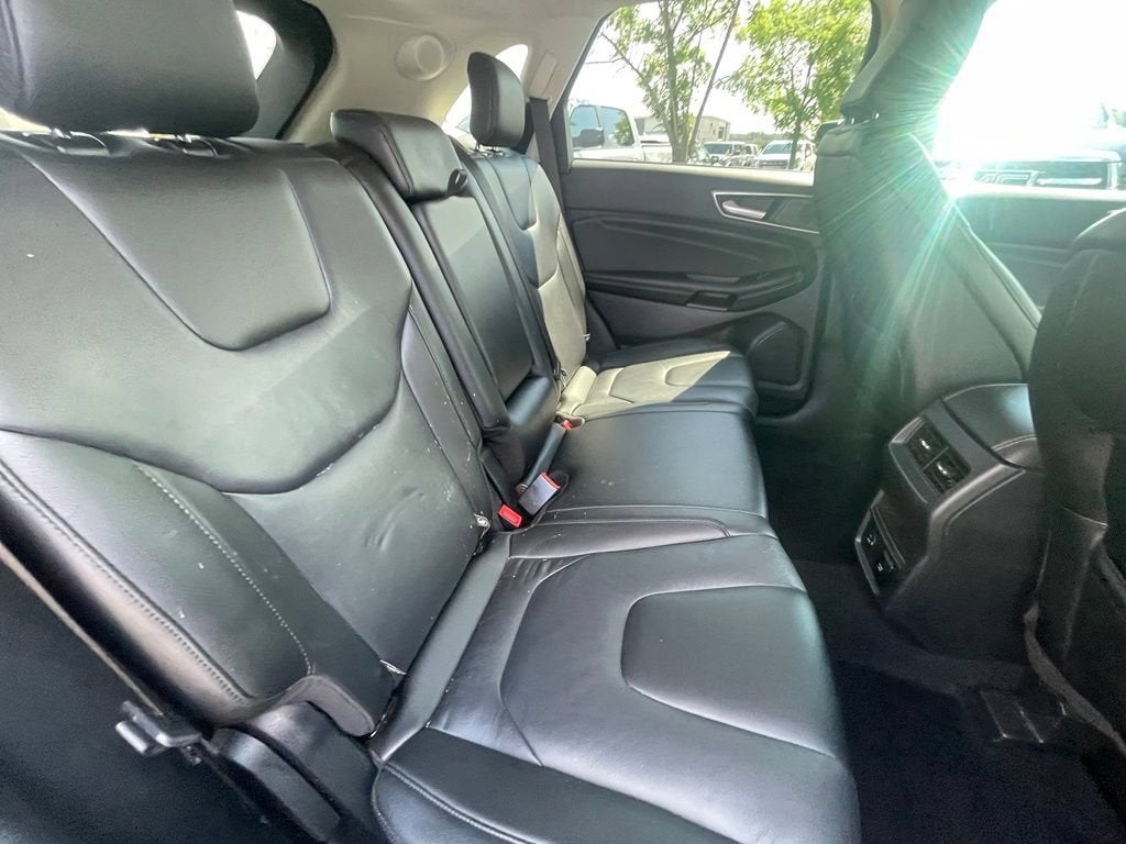 2021 Ford Edge Titanium