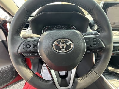 2025 Toyota RAV4 XLE Premium