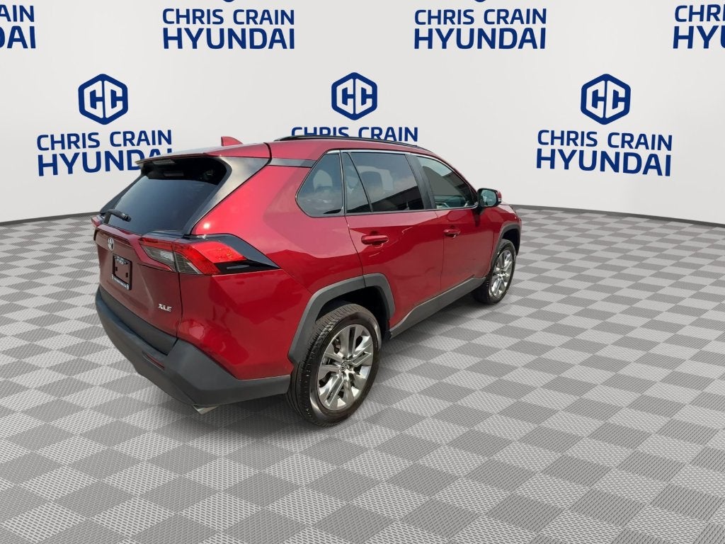 2025 Toyota RAV4 XLE Premium