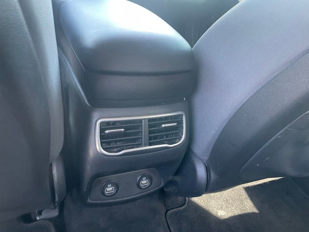 2021 Hyundai SANTA FE SE