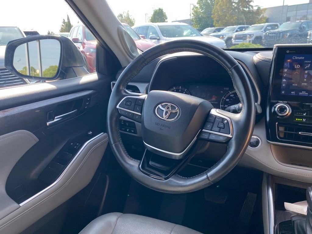 2021 Toyota Highlander Platinum