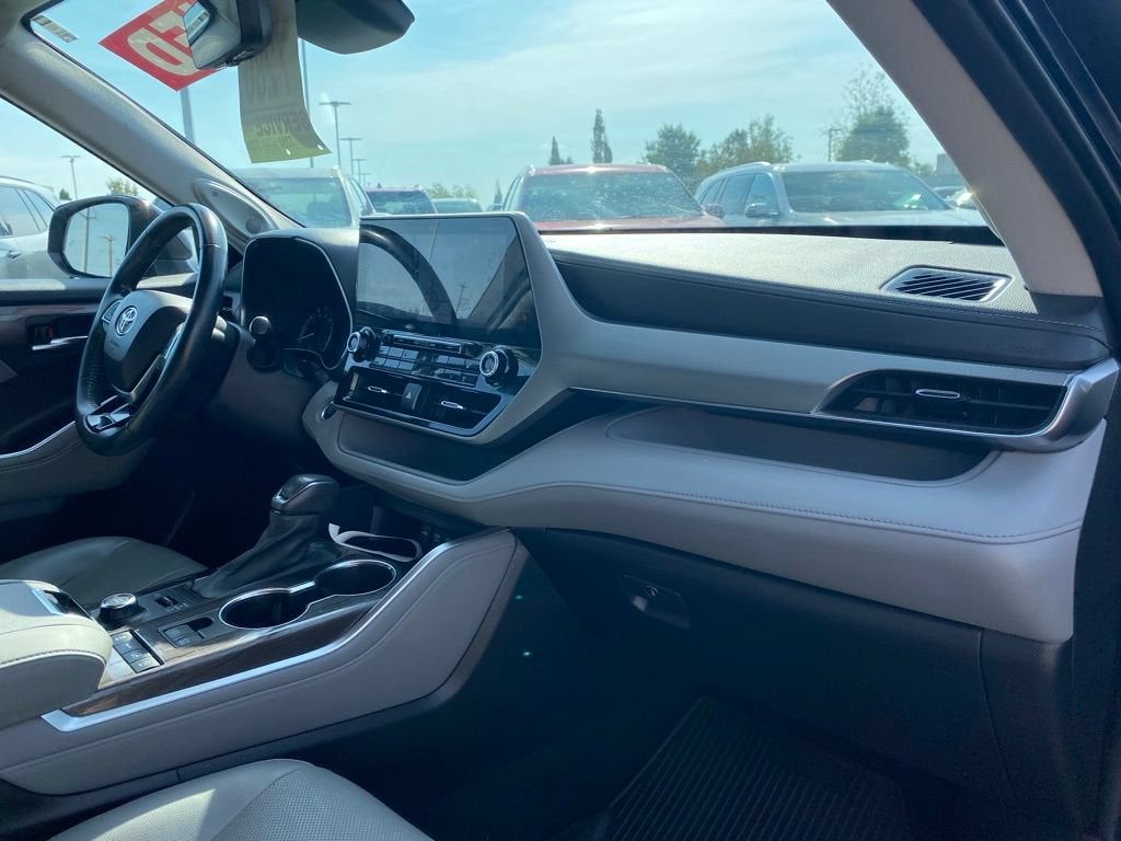 2021 Toyota Highlander Platinum