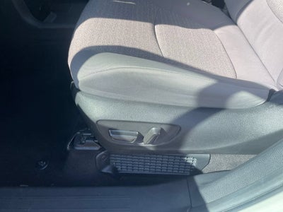 2025 Toyota Sienna LE