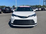 2025 Toyota Sienna LE