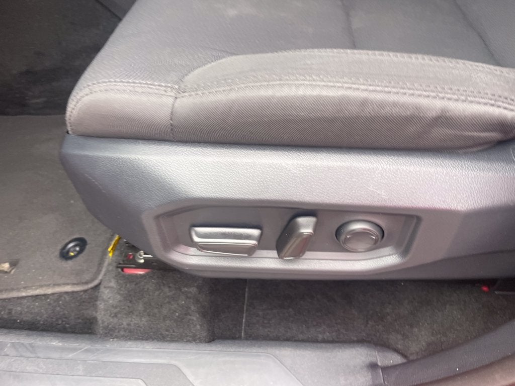 2025 Toyota Sequoia SR5