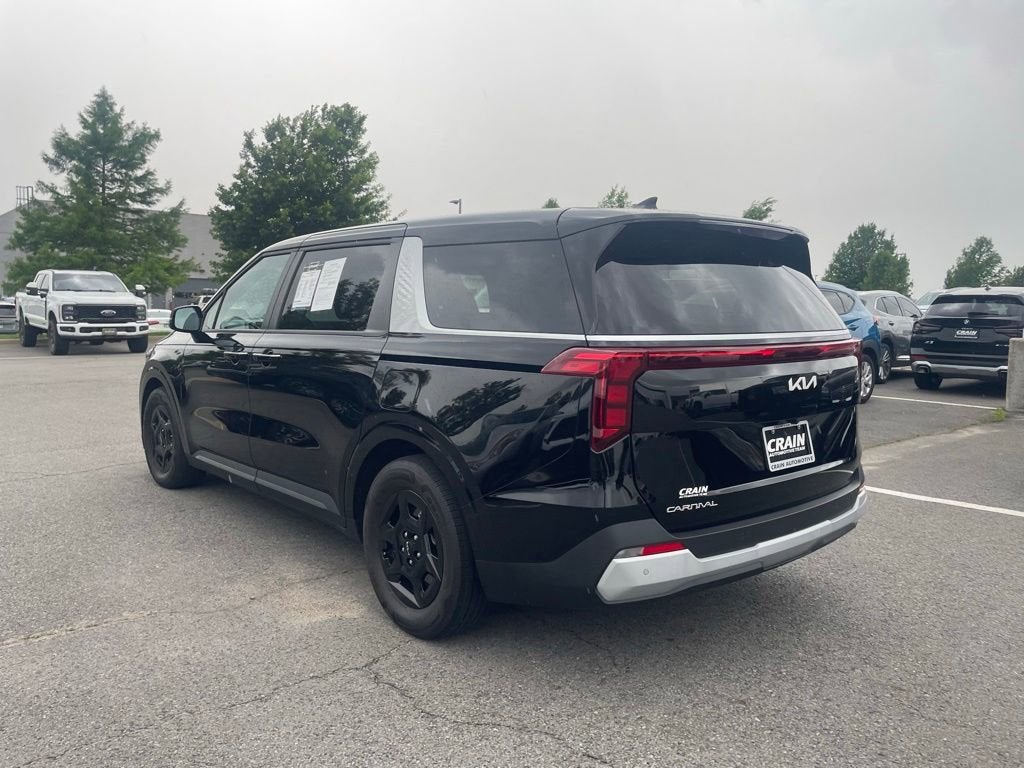 2025 Kia Carnival LXS