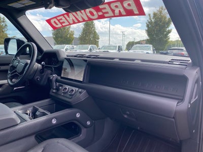 2025 Land Rover Defender Outbound