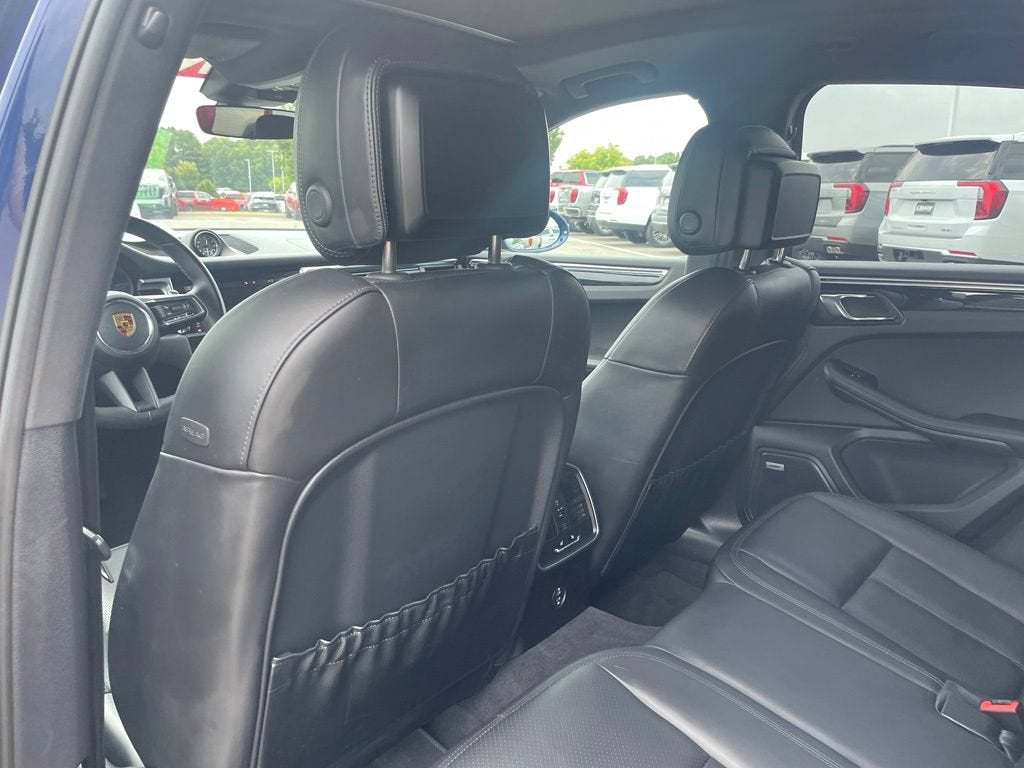 2022 Porsche Macan S