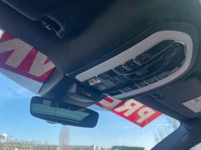 2022 Porsche Macan S