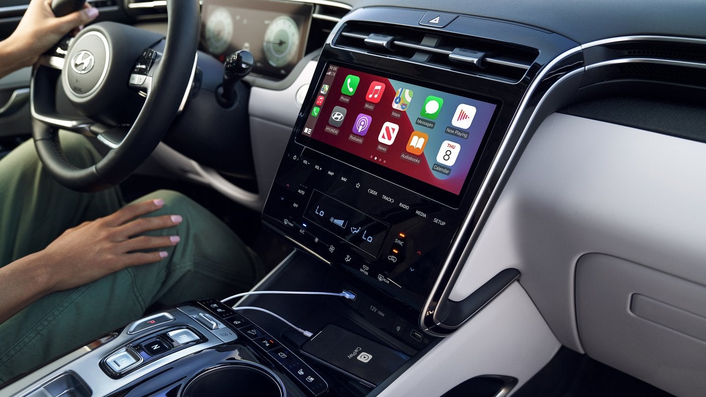 2022 Tucson Interior | Crain Hyundai of Bentonville in Bentonville AR