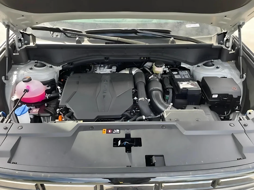 Hyundai Santa Fe Engine