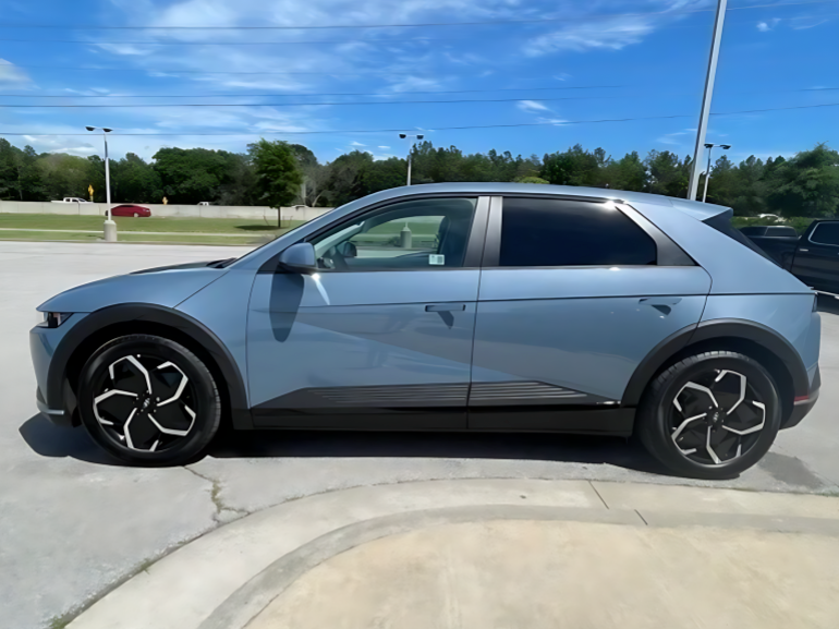 Buy an EV Ioniq 5 at Crain Hyundai of Bentonville
