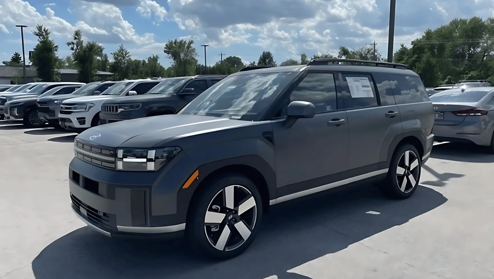 2025 Hyundai Santa Fe Front